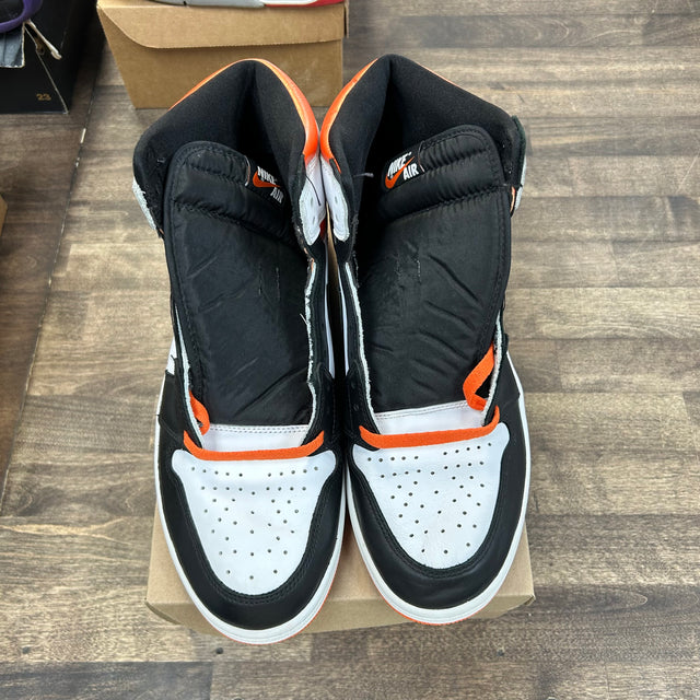 Electro Orange Jordan 1 High (USED, No Box)