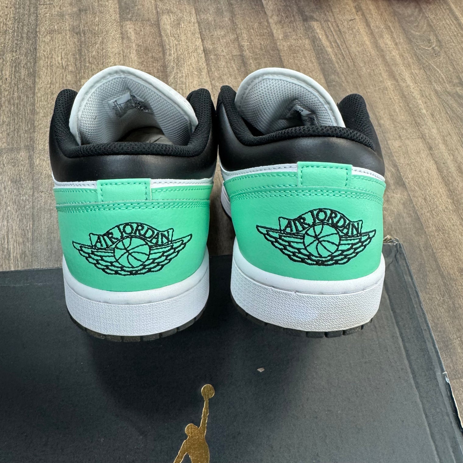 Green Glow Jordan 1 Low (USED)