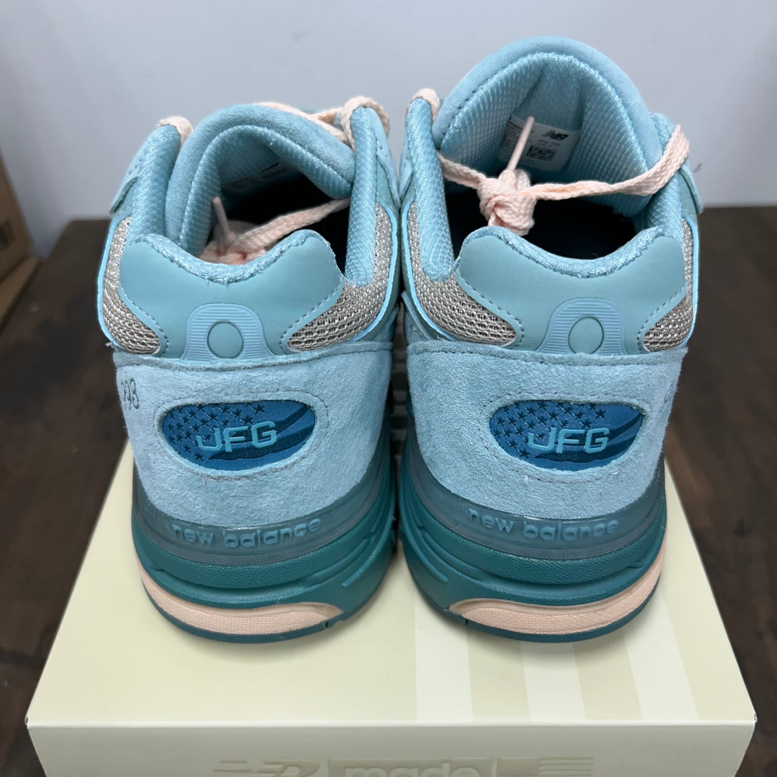 Joe Freshgoods Performance Art Arctic Blue New Balance 993 (USED)