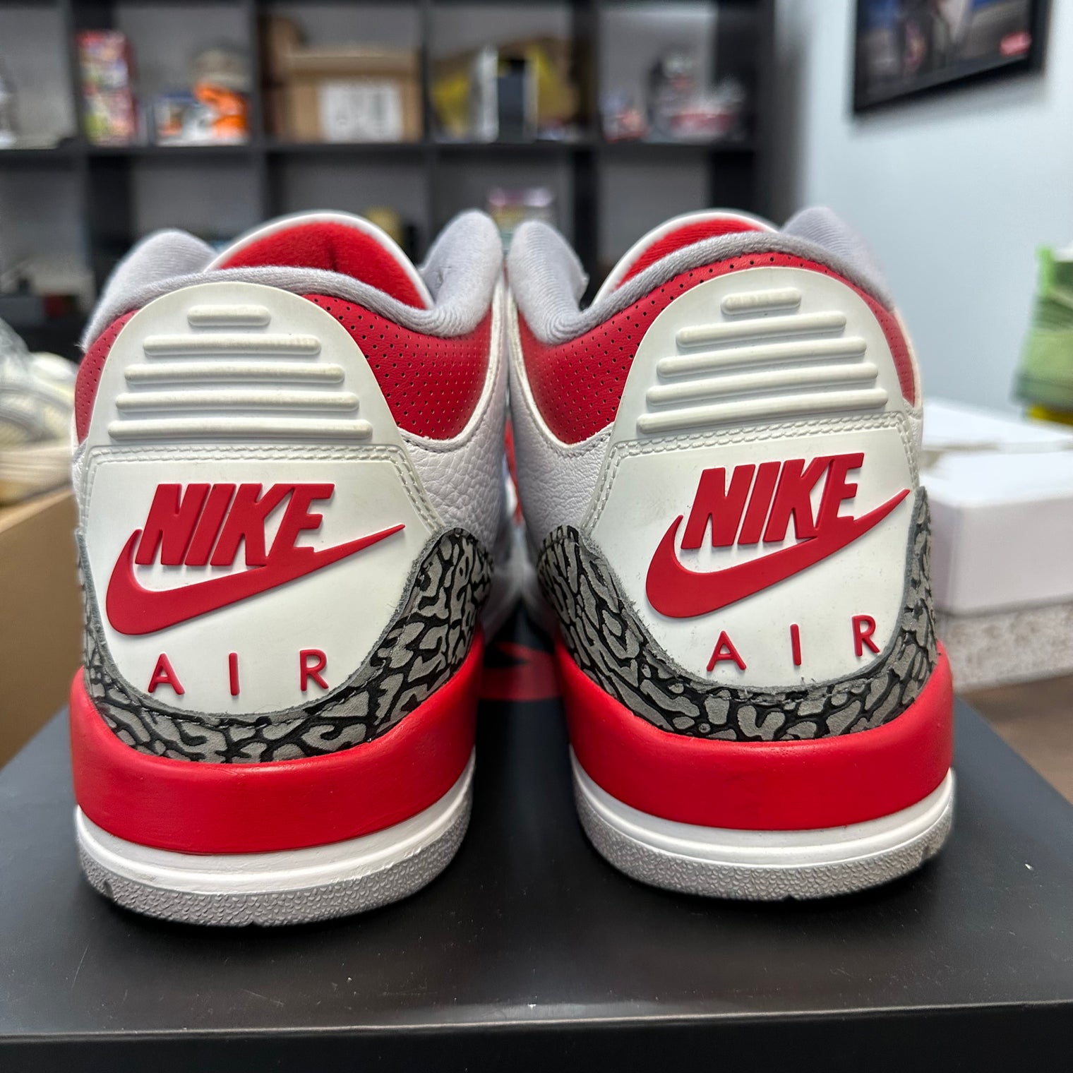 Fire Red Jordan 3 (USED,No Box)