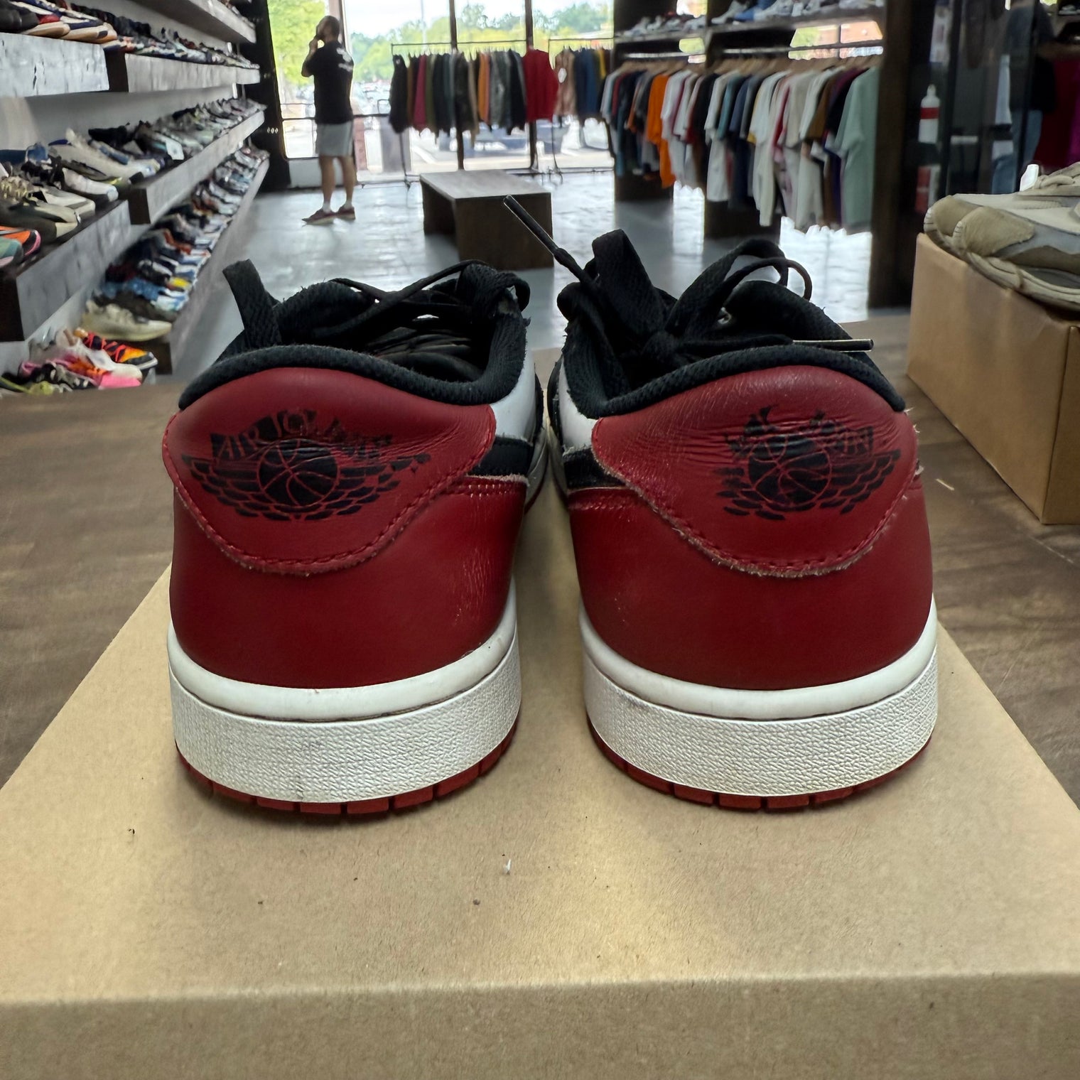 Black Toe Jordan 1 Low OG (USED, No Box)