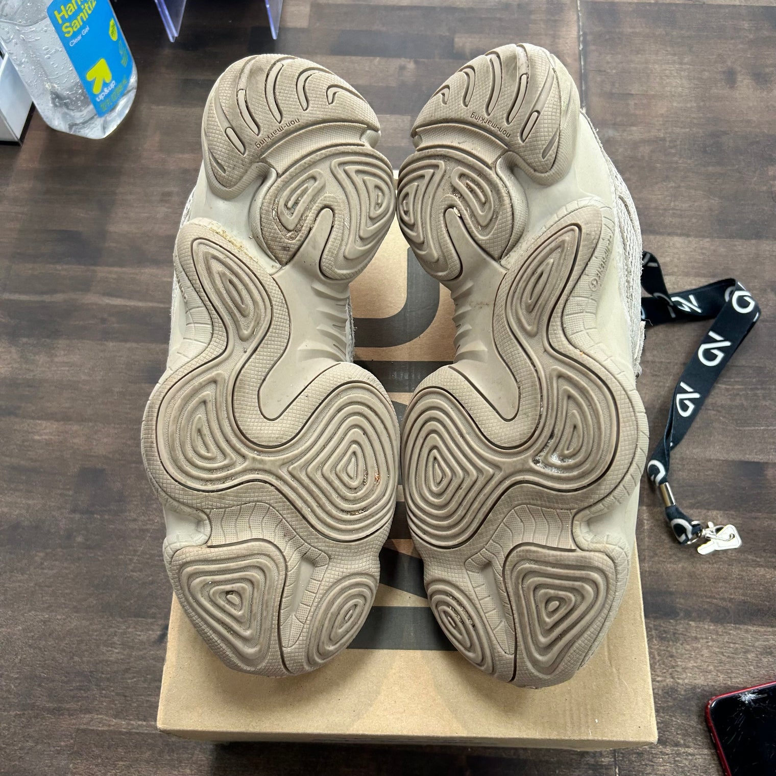 Taupe Light Yeezy 500 (USED)