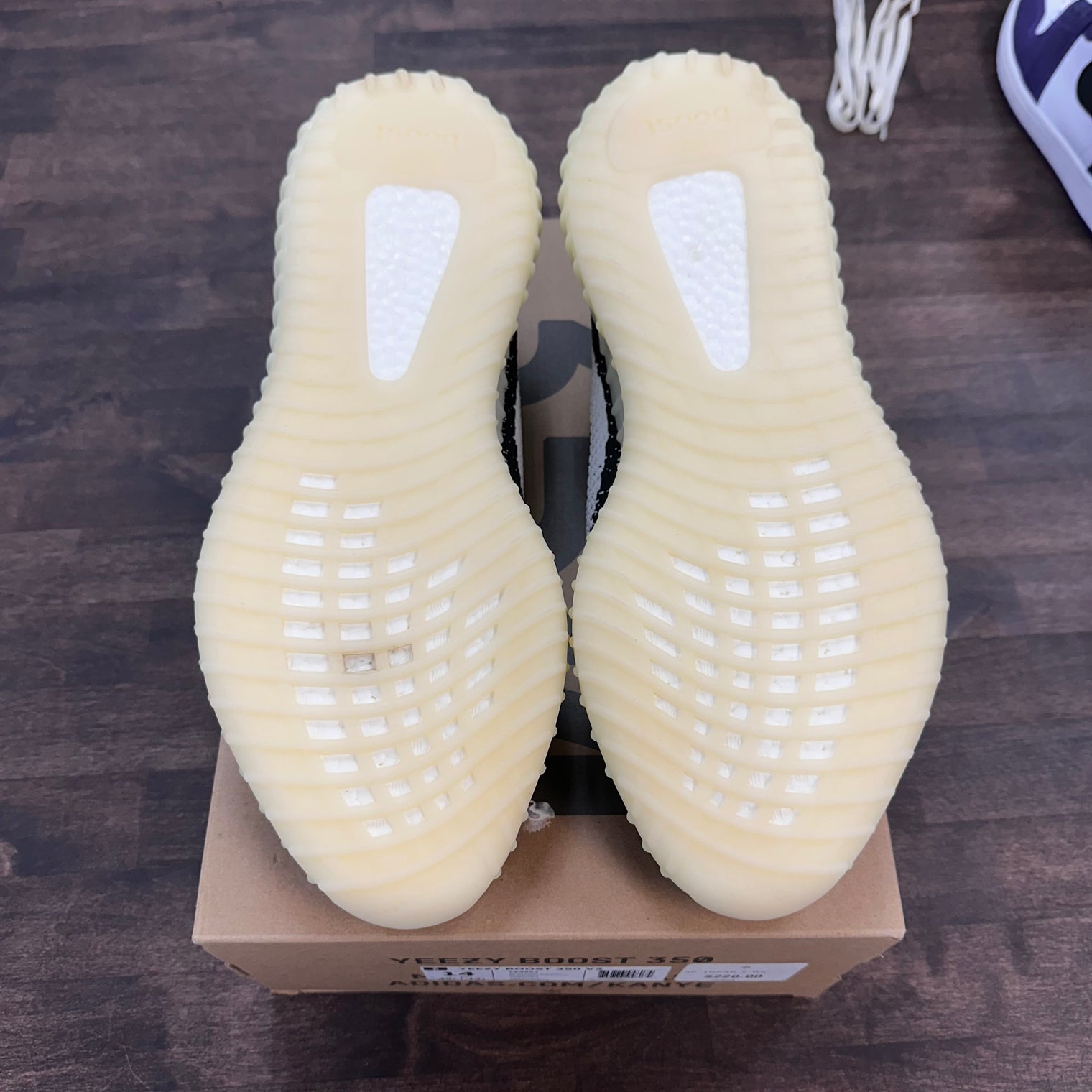 Zebra Yeezy 350 (USED)