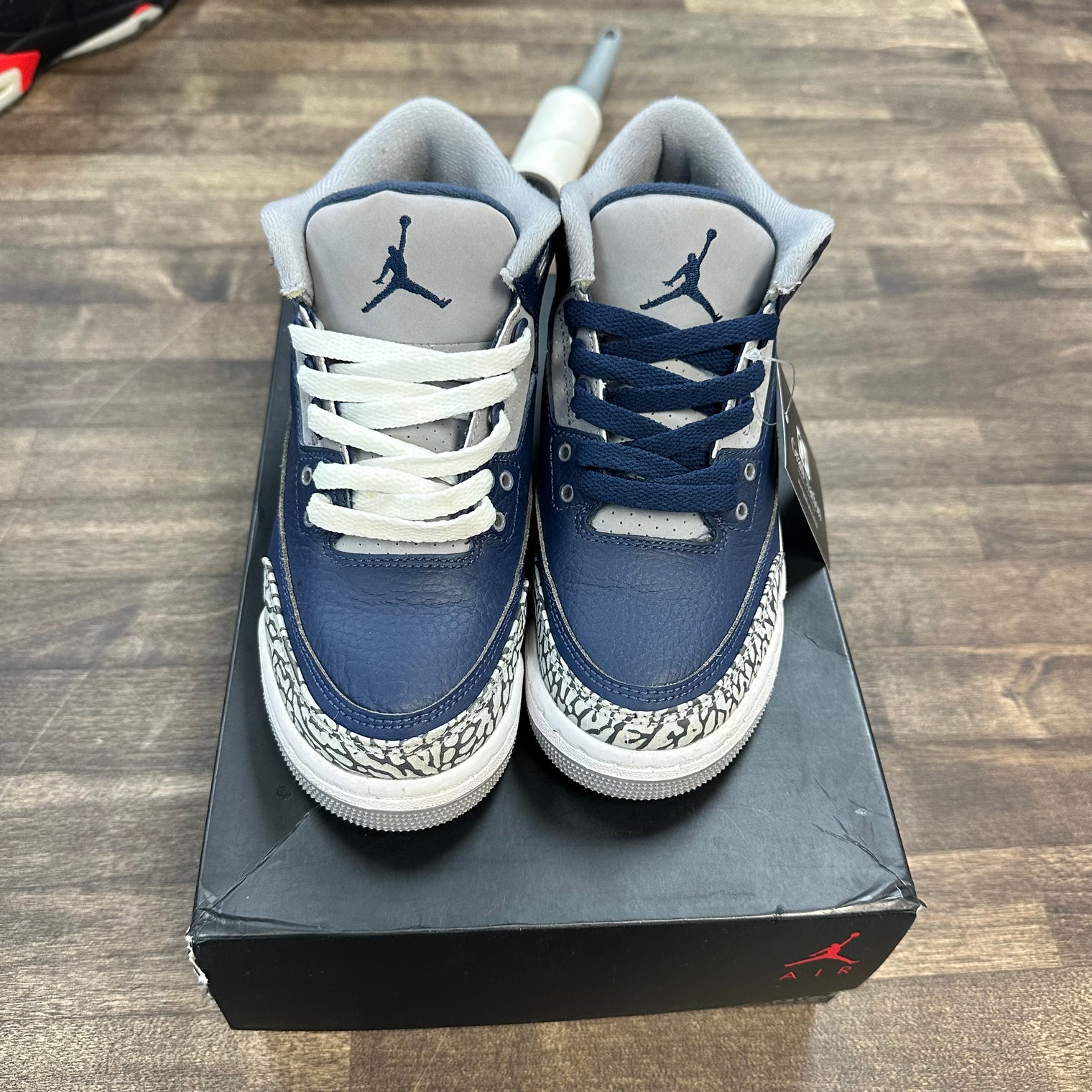 (GS) Georgetown Jordan 3 (USED)