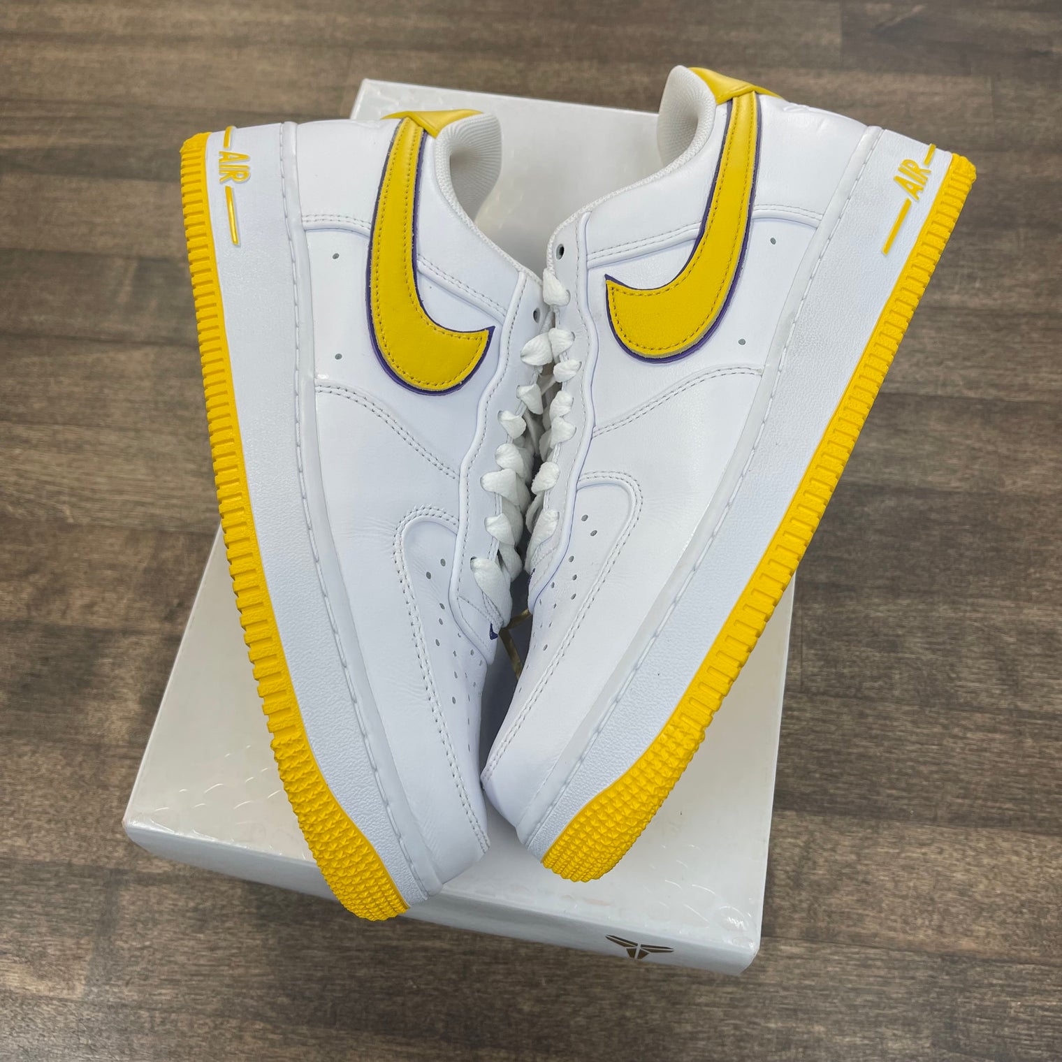 Kobe Laker Air Force 1 (USED)