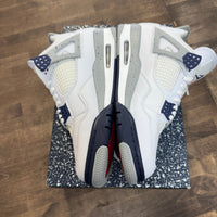 Midnight Navy Jordan 4 Retro (Lightly Worn)