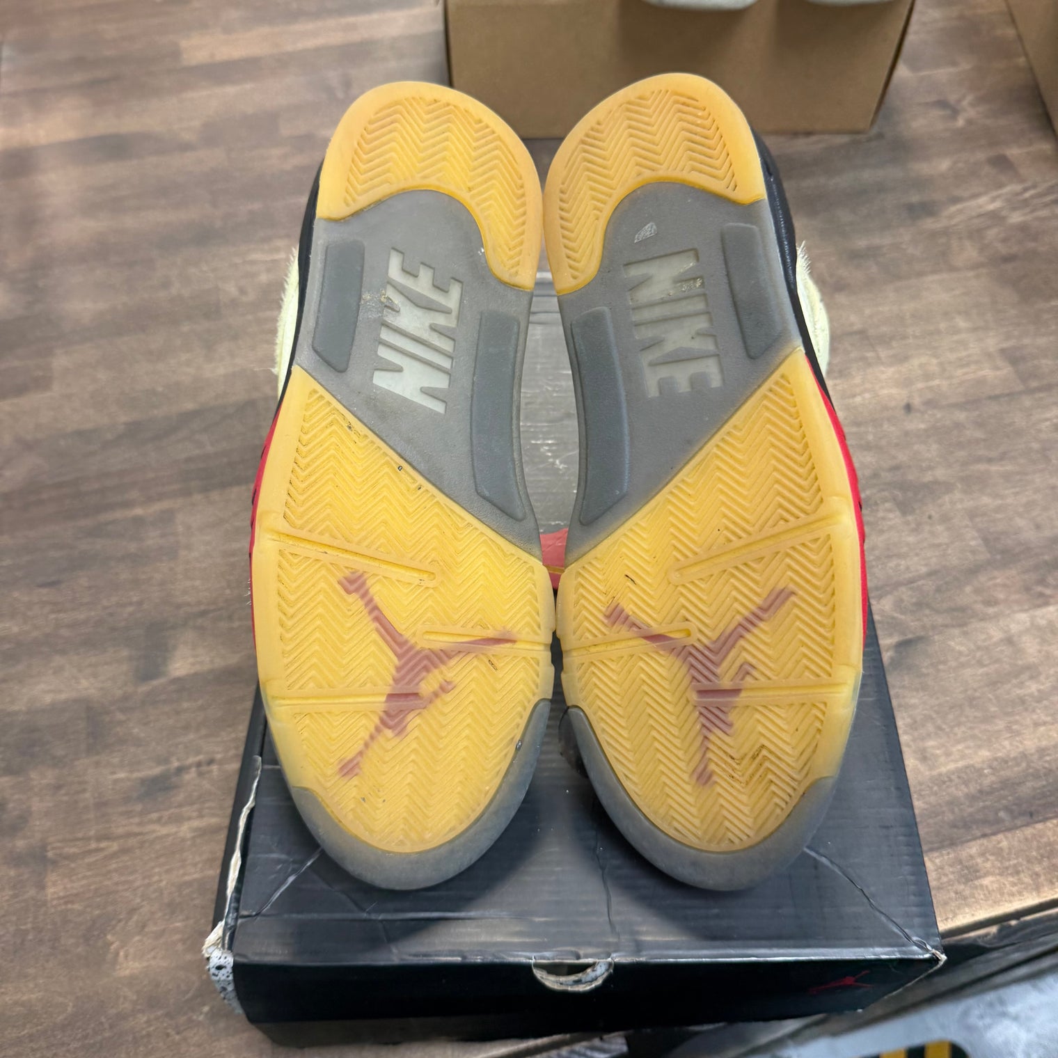 Jordan 5 Retro Off-White Sail (US 11) (USED)