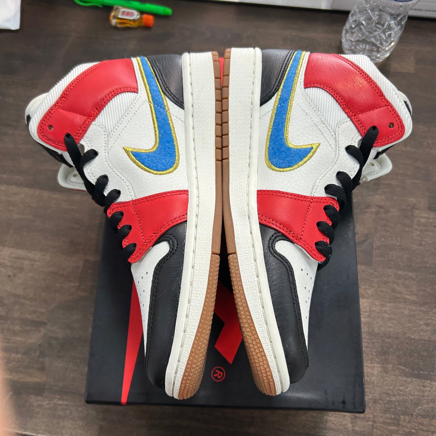 Let(Her)Man Jordan 1 Mid (W) (USED, Replacement Box)