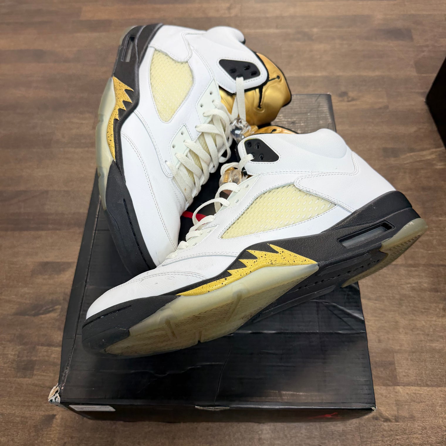 Gold Medal Jordan 5 Retro (USED)