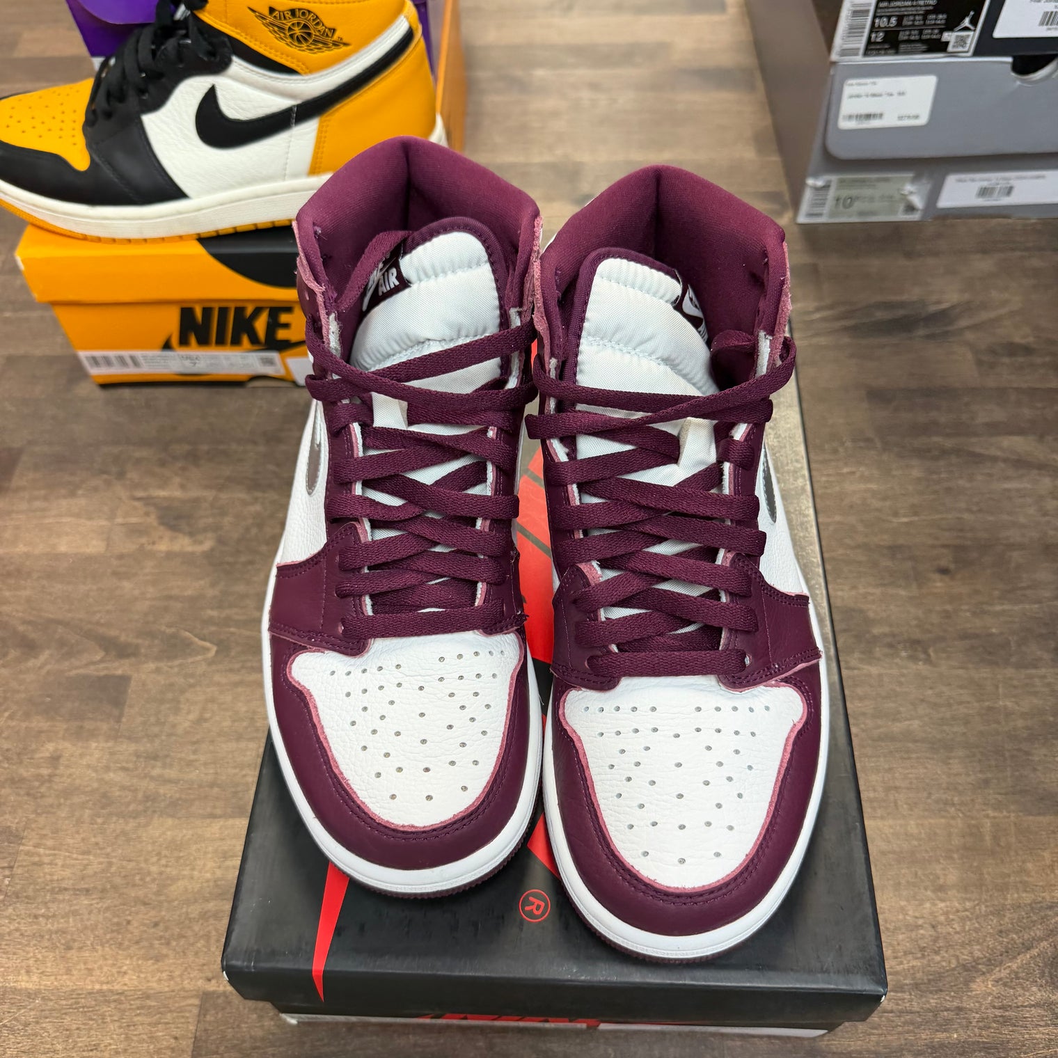 Bordeaux Jordan 1 High (USED)