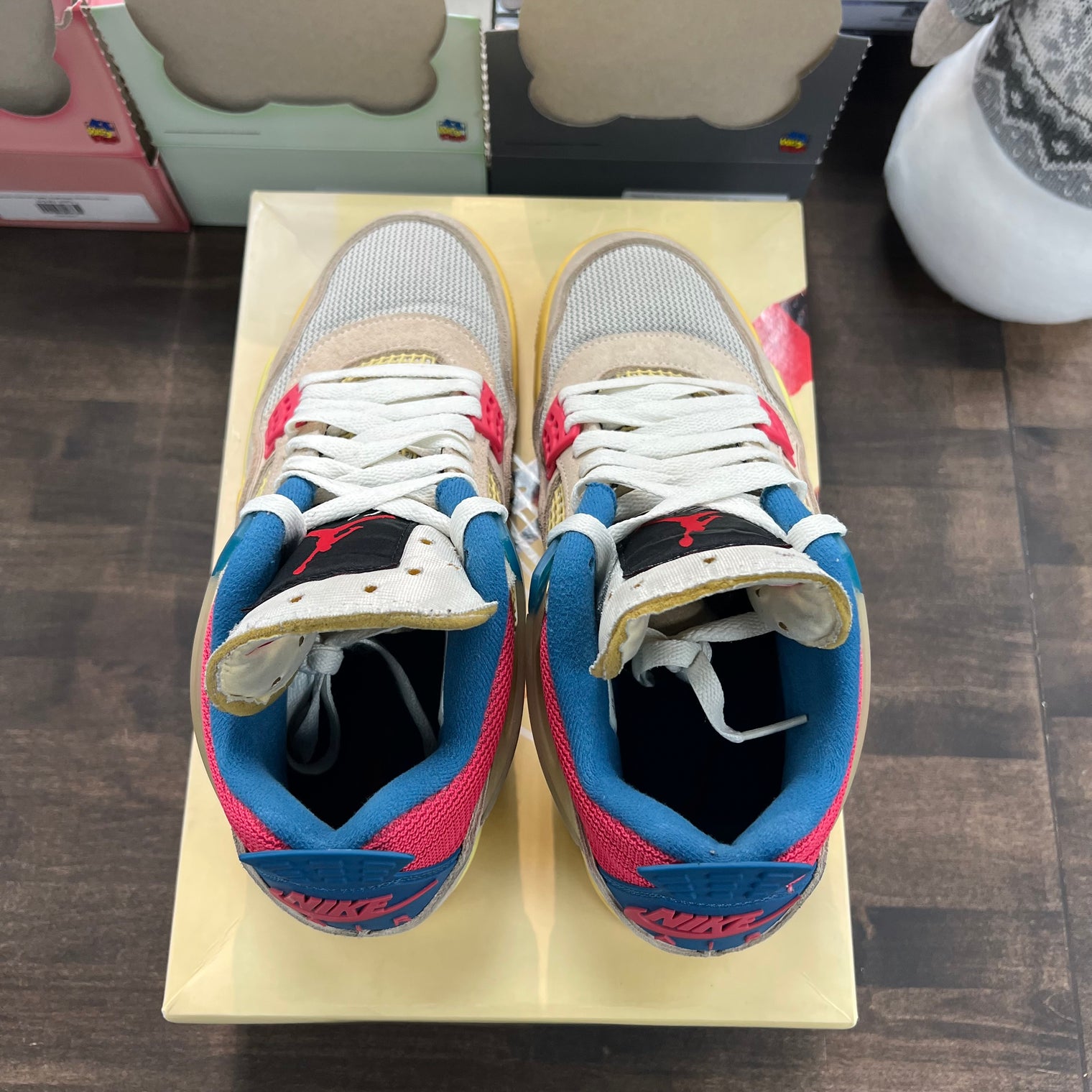 Union Jordan 4 Guava (USED)