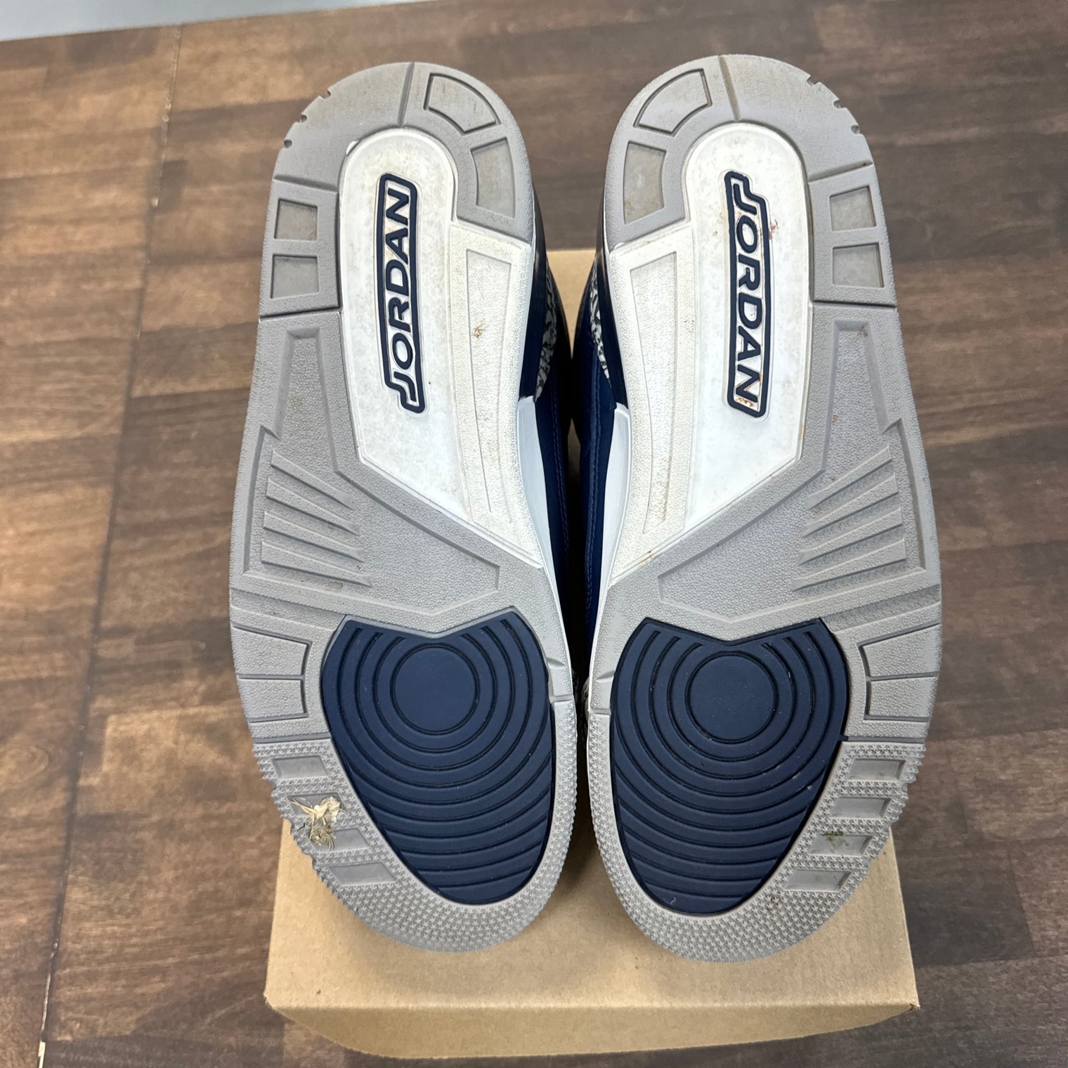 Nike Jordan 3 Georgetown (USED NO BOX)