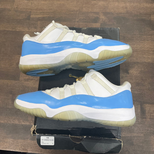 UNC Jordan 11 Low (USED)