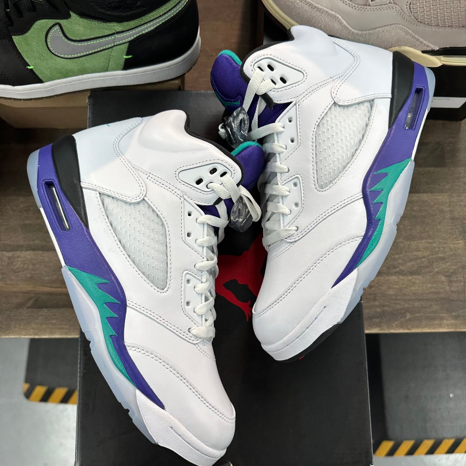 Grape Jordan 5 Retro (2025) (USED)