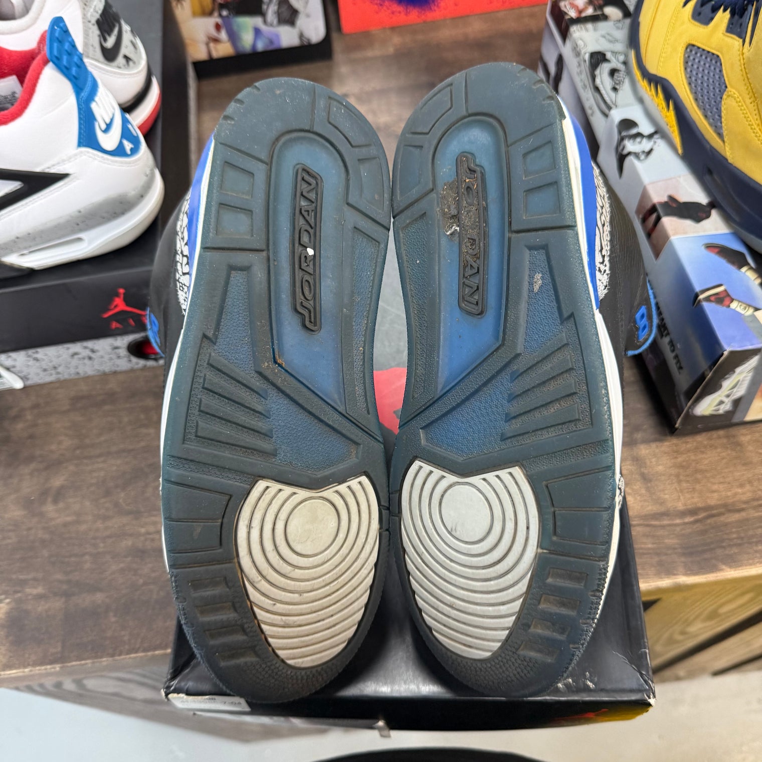 Sport Blue Jordan 3 Retro (USED)