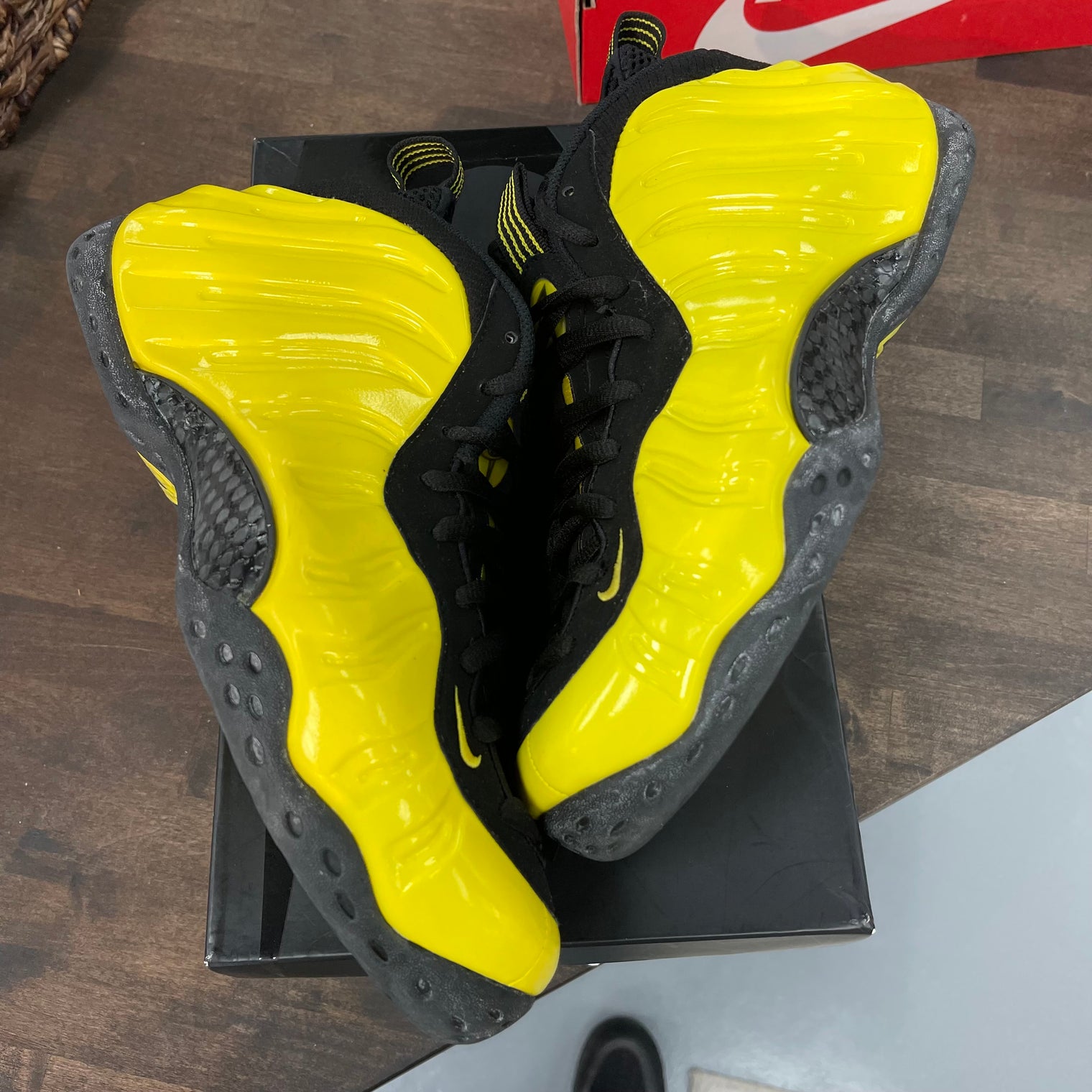 Wu Tang Opti Yellow Foamposite One (USED)