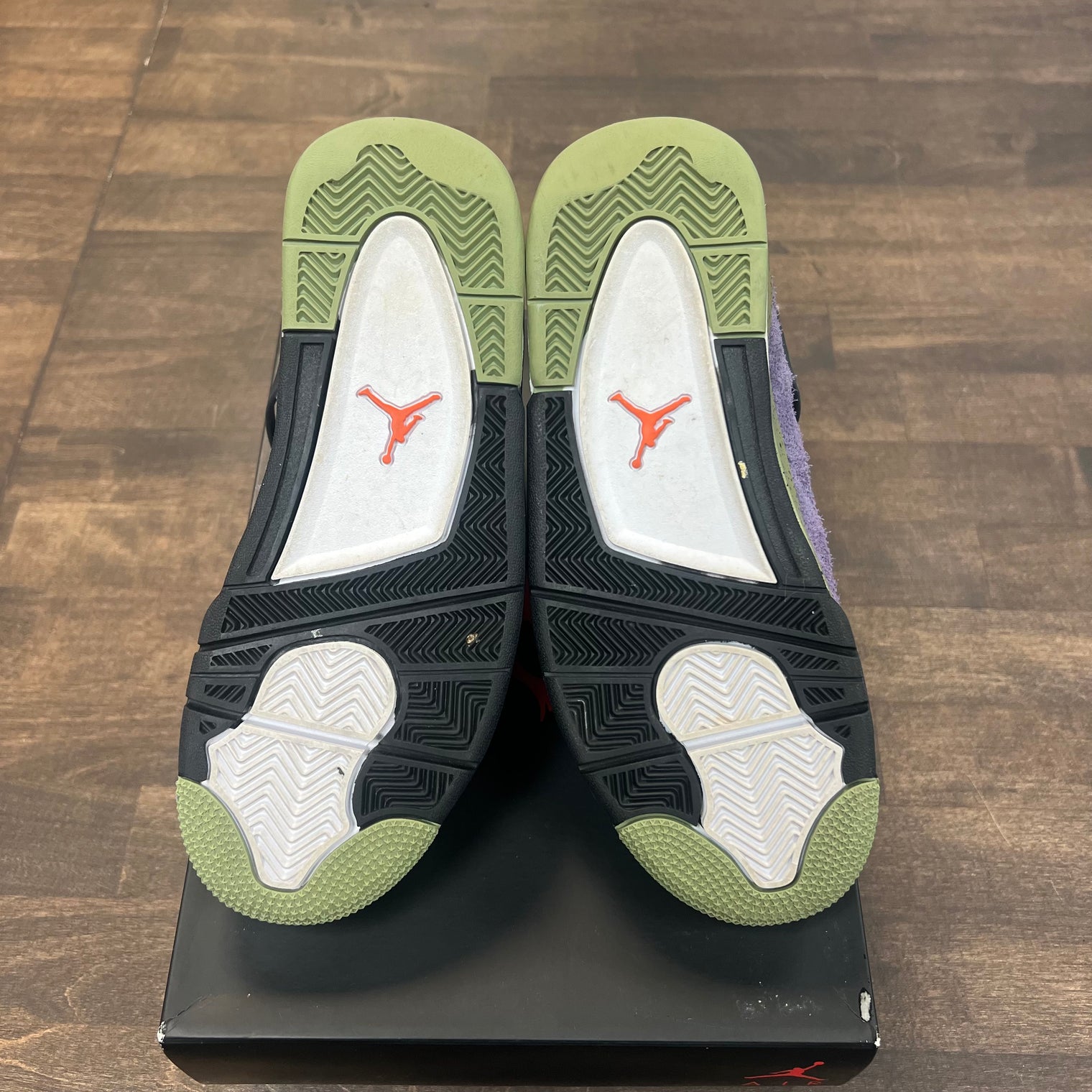 (W) Canyon Purple Jordan 4 (USED)