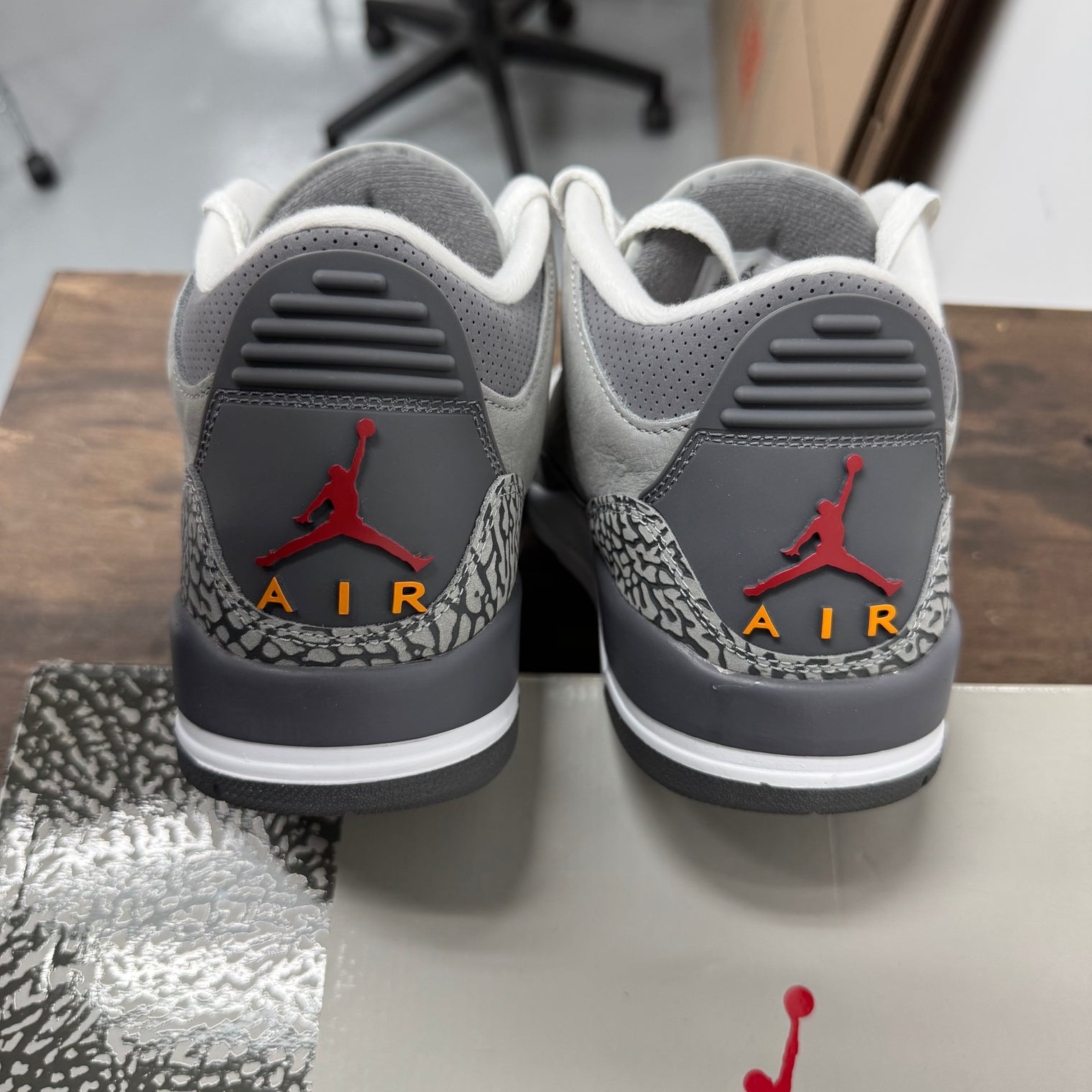 Cool Grey Jordan 3 (USED)