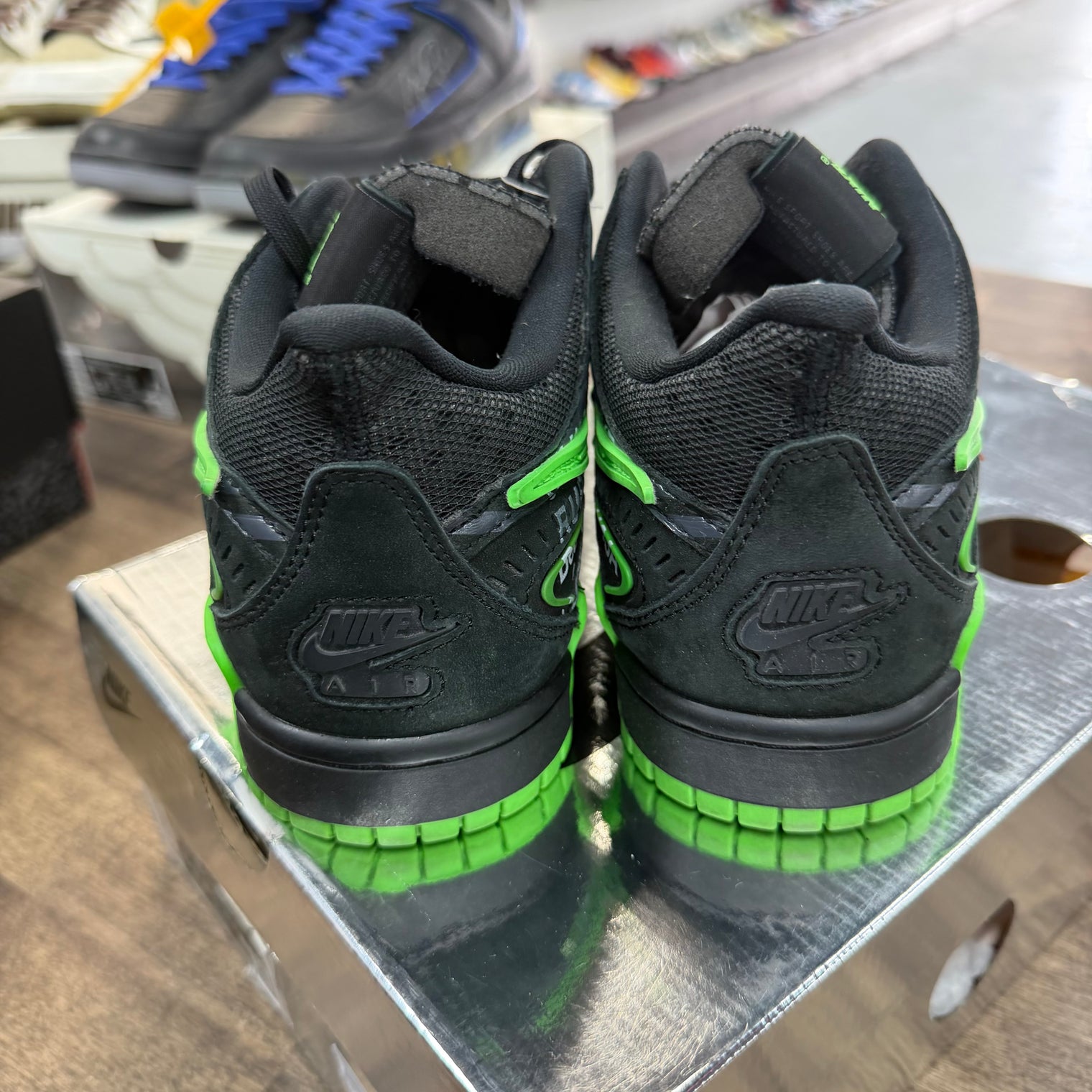 Green Strike Off-White Rubber Dunk Low (USED)