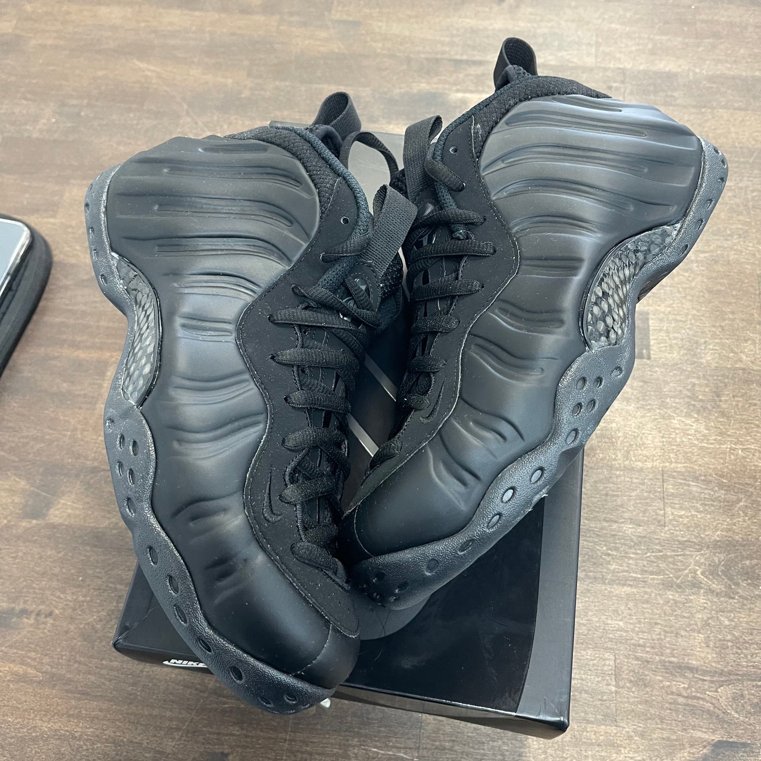 Anthracite Foamposite One (2020) (USED)