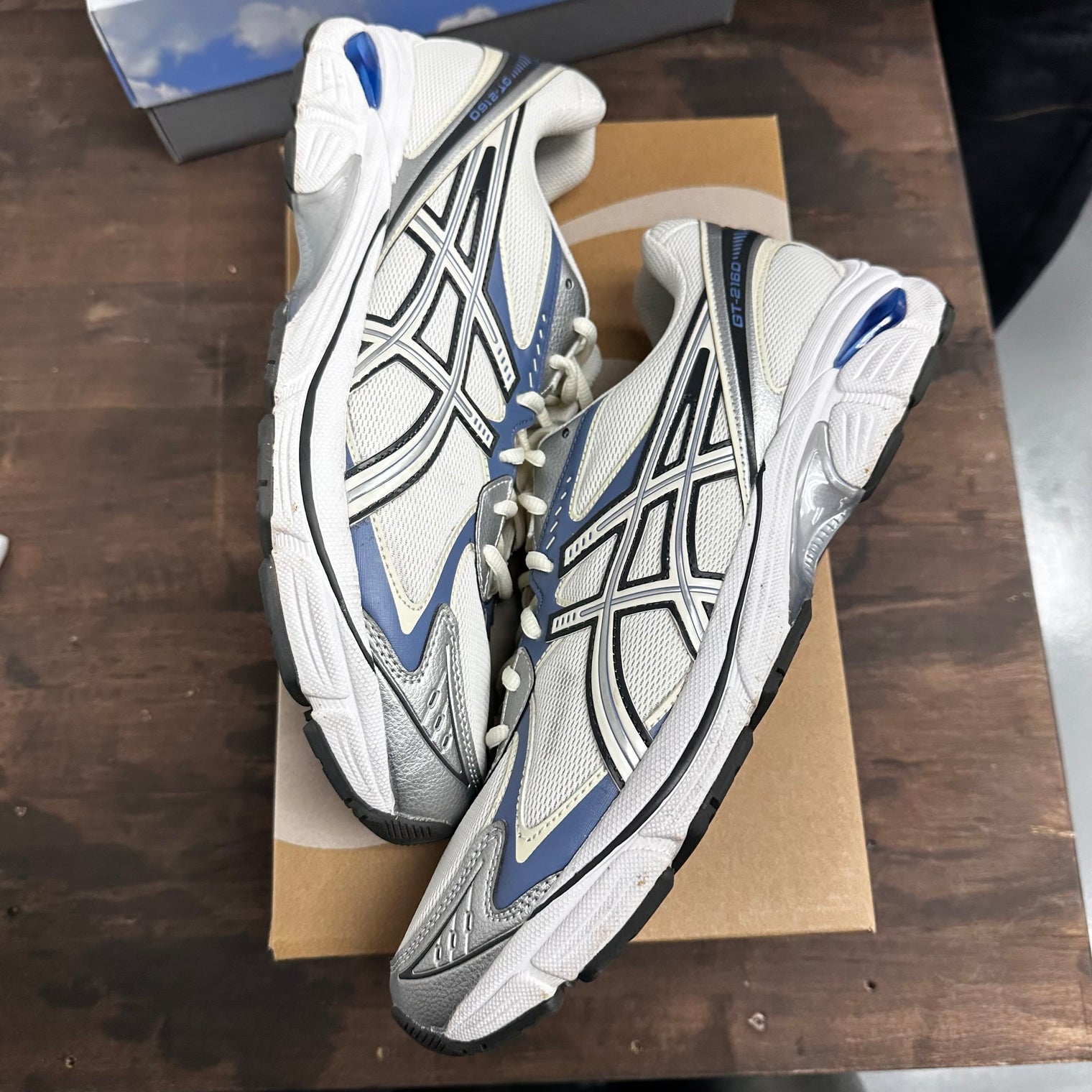 ASICS GT-2160 White Blue Fade (USED, Replacement Box)