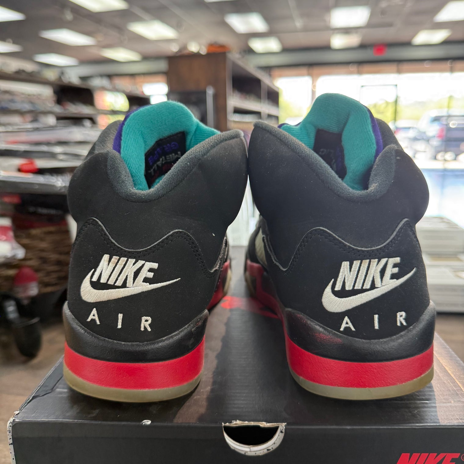 Top 3 Jordan 5 Retro (USED)
