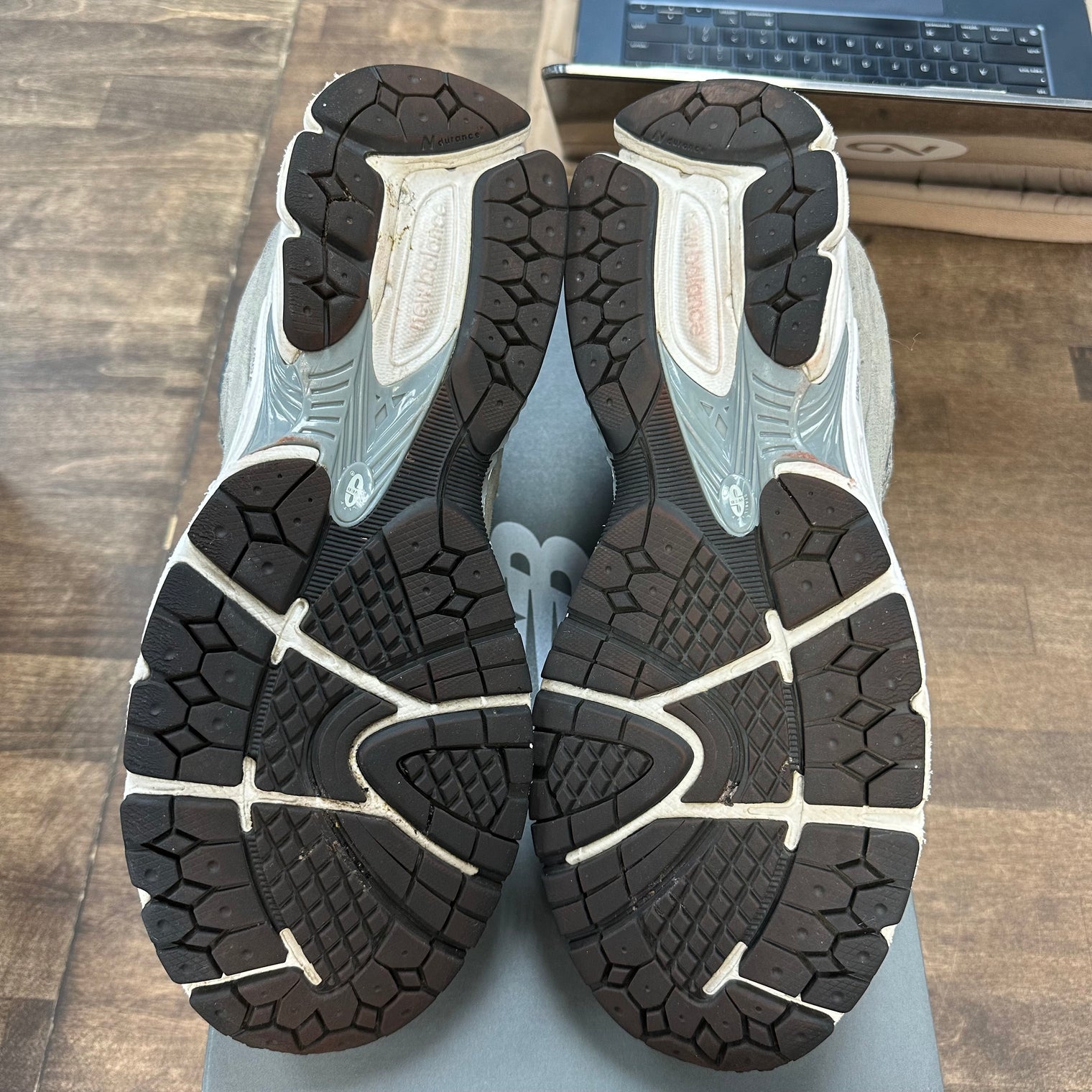 Steel Grey Orca New Balance 2002R (USED)