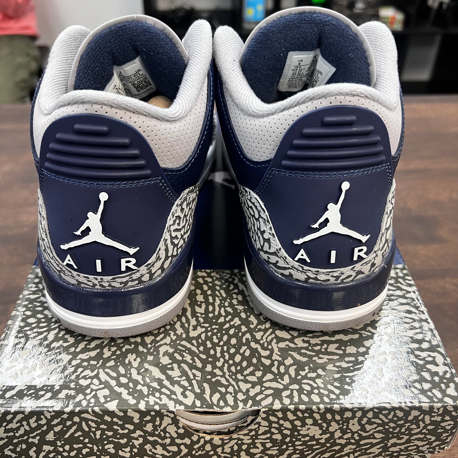 Georgetown Jordan 3 Retro (USED)