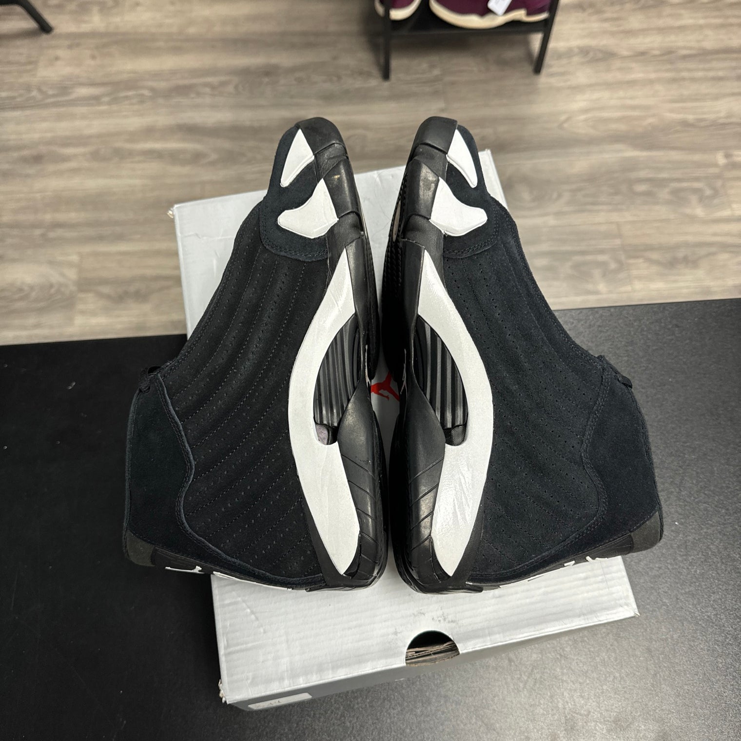 Jordan 14 Black White (USED)