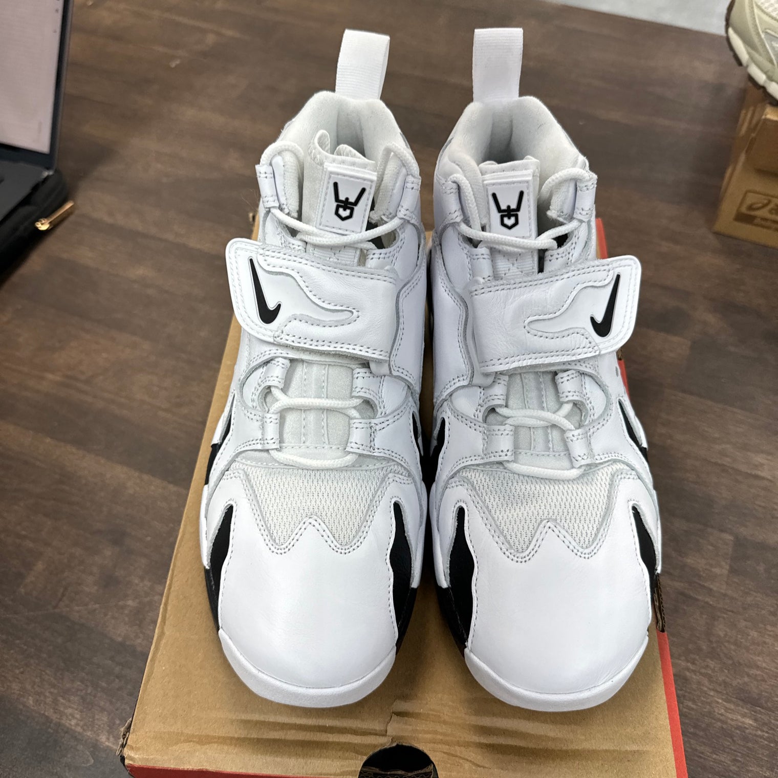 Colorado Away White Black Air DT Max 96 (USED)