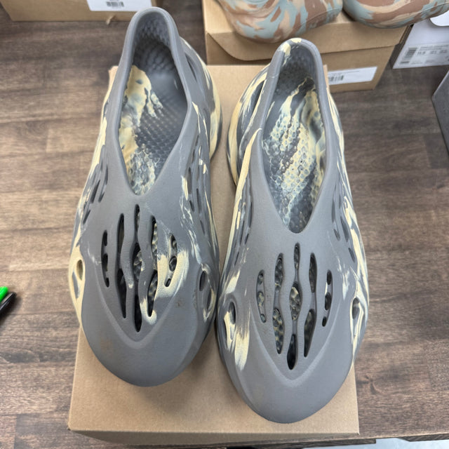 MX Moon Grey Yeezy Foam RNNR (USED, No Box)
