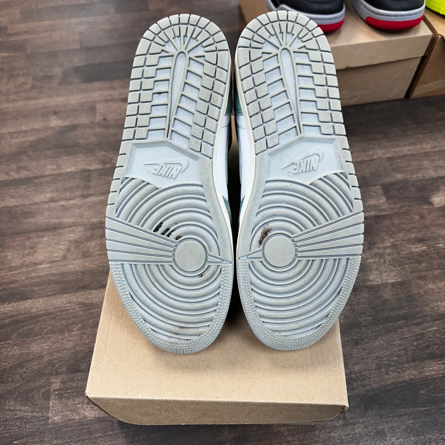 Turbo Green Jordan 1 High (USED,No Box)