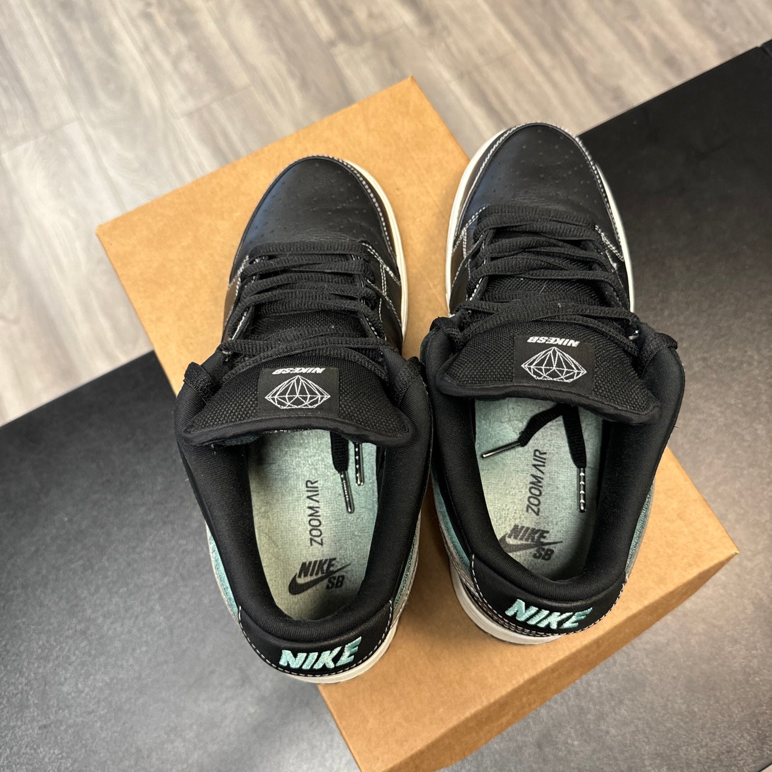 Diamond Supply Nike SB Dunk Low (USED;NO BOX)