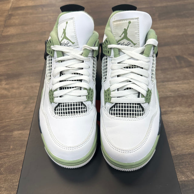Seafoam Jordan 4 (W) (USED)