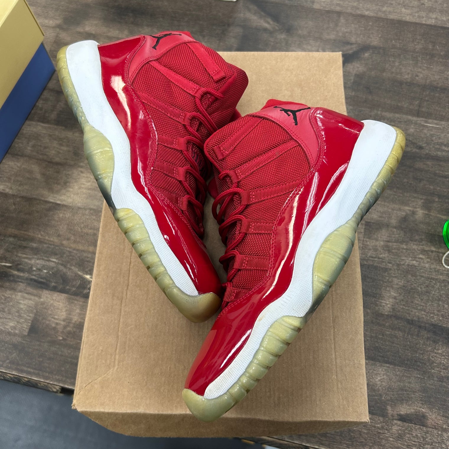 Win Like 96 Jordan 11 (GS) (USED, No Box)