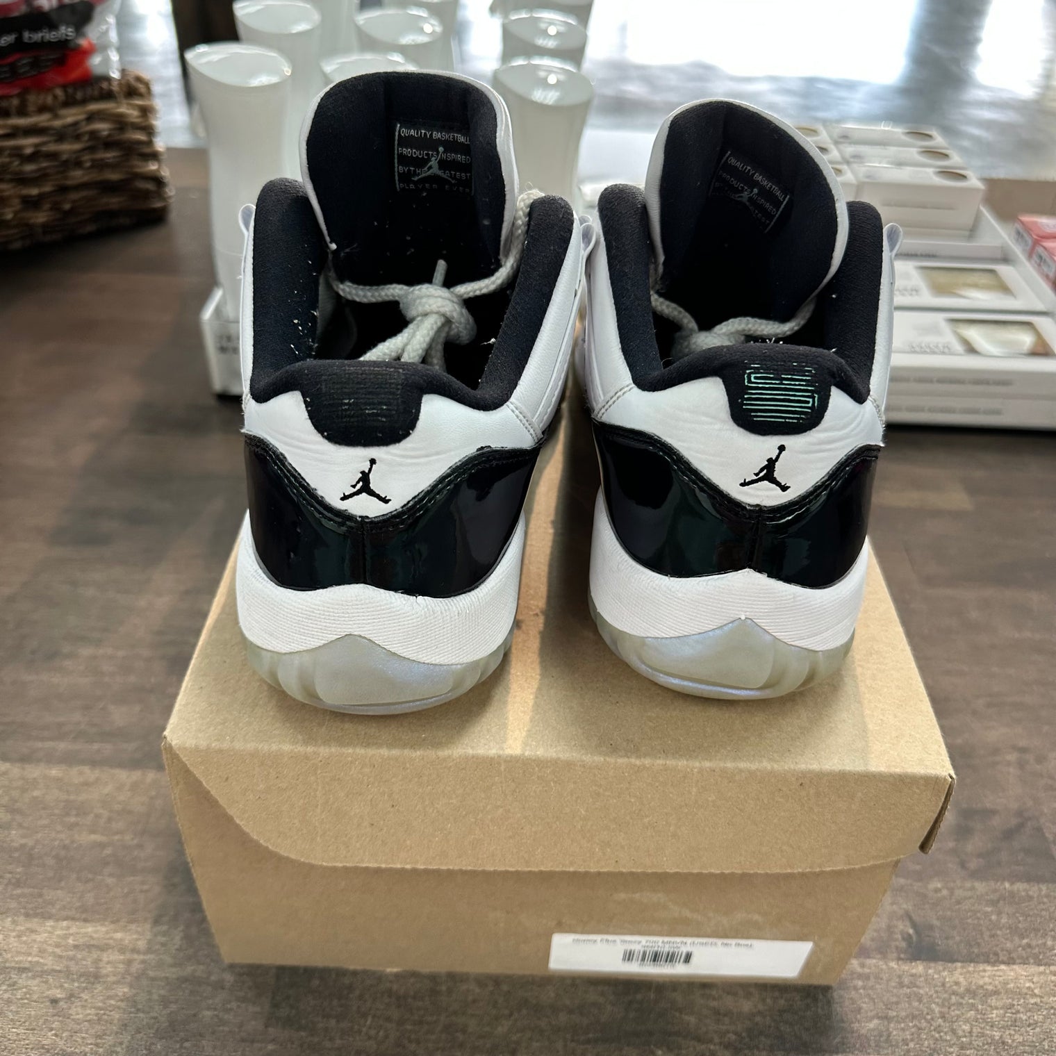 Emerald Jordan 11 Low (USED, No Box)