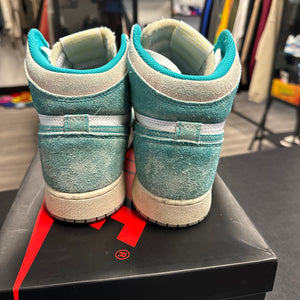 Jordan 1 Retro OG High Turbo Green (USED) Size 7Y (Pre-Owned) - Image 3