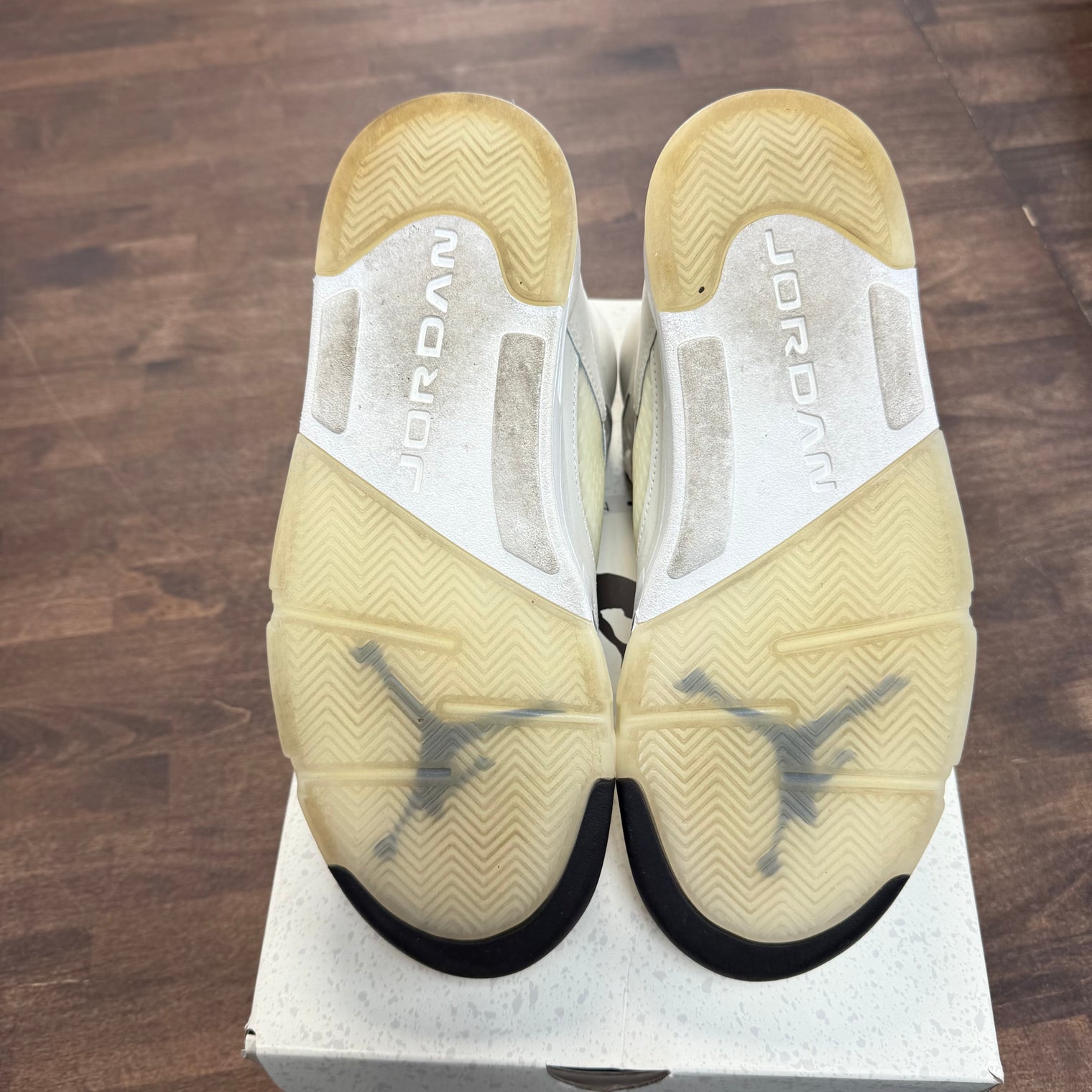 Sail Jordan 5 Retro (USED)