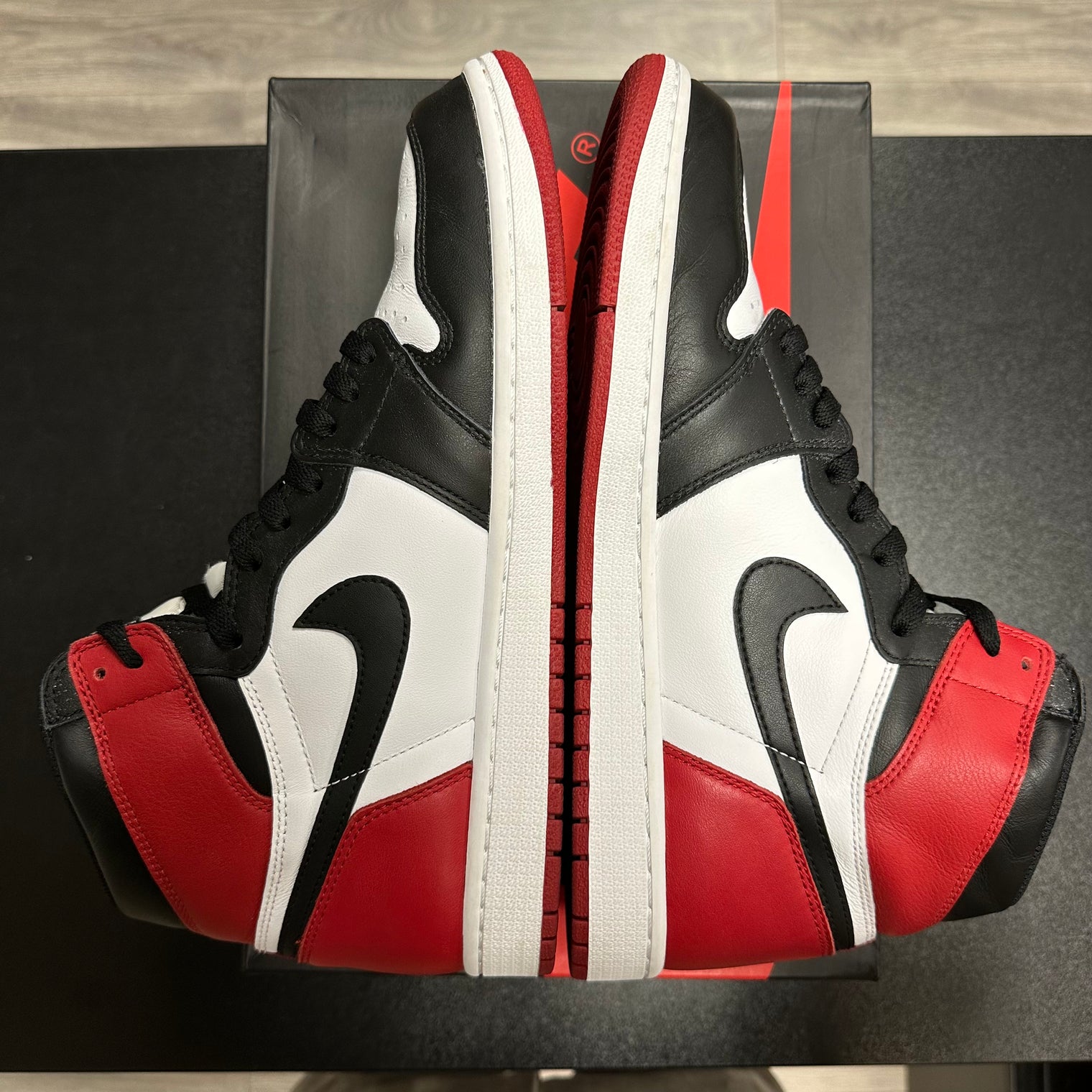 Jordan 1 High Black Toe (Used)