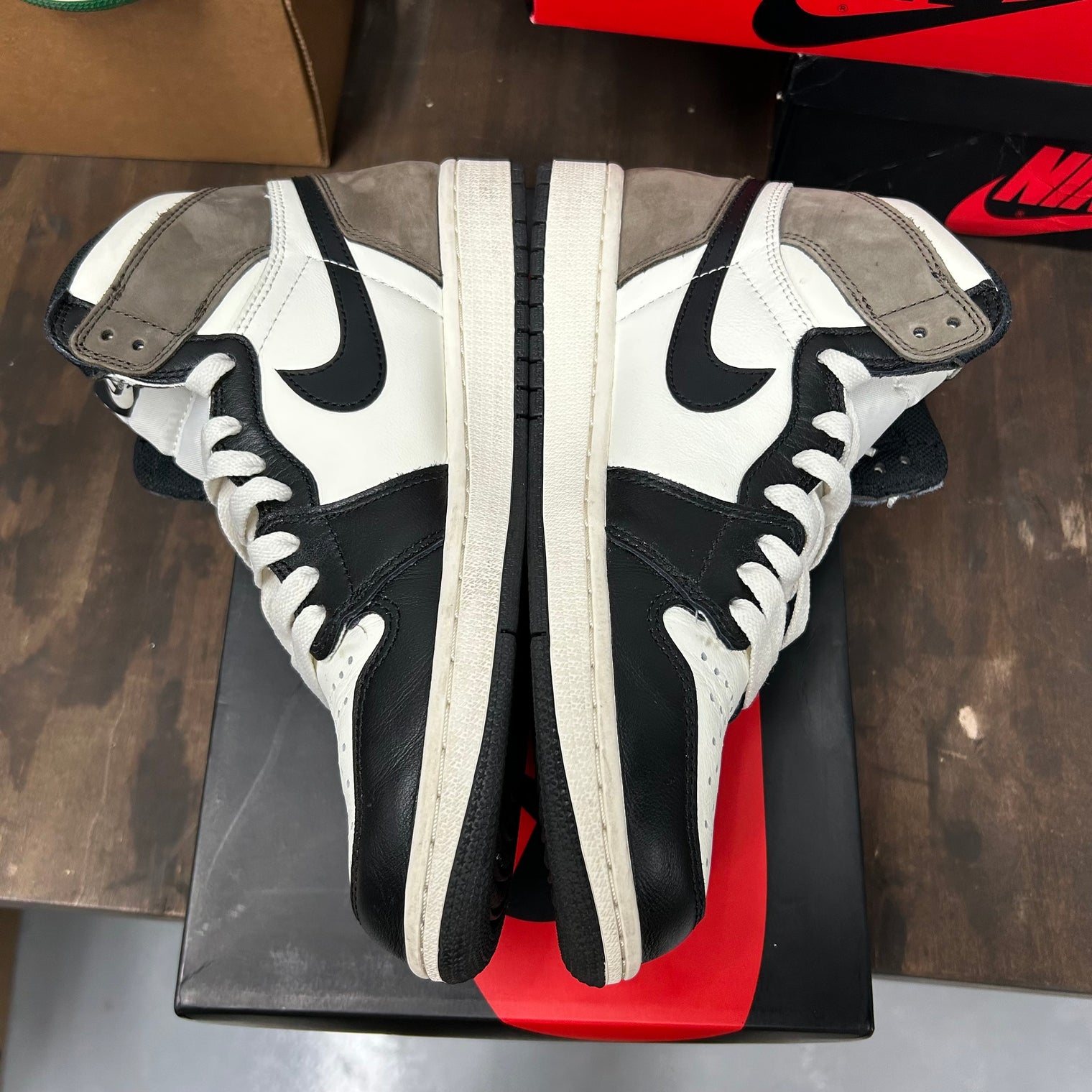 Mocha Jordan 1 High (USED)
