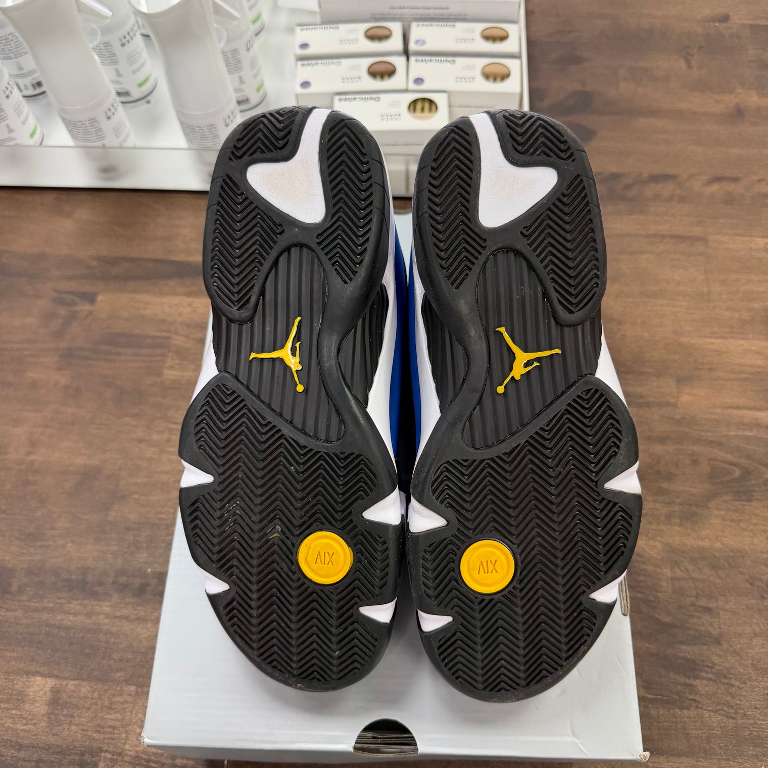 Laney Jordan 14 Retro (USED)