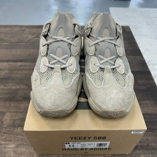 Taupe Light Yeezy 500 (USED)