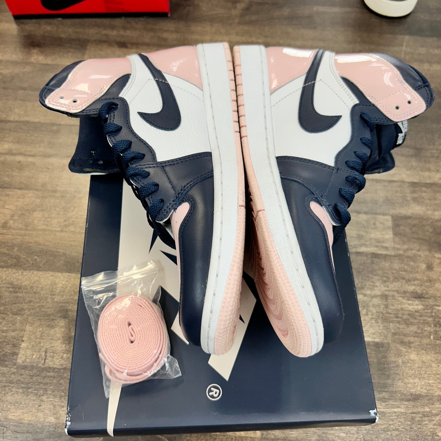 Atmosphere Bubble Gum Jordan 1 High (W) (USED)