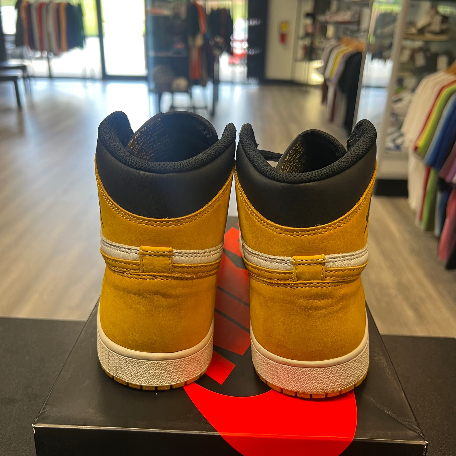 Yellow Ochre Jordan 1 High (USED)