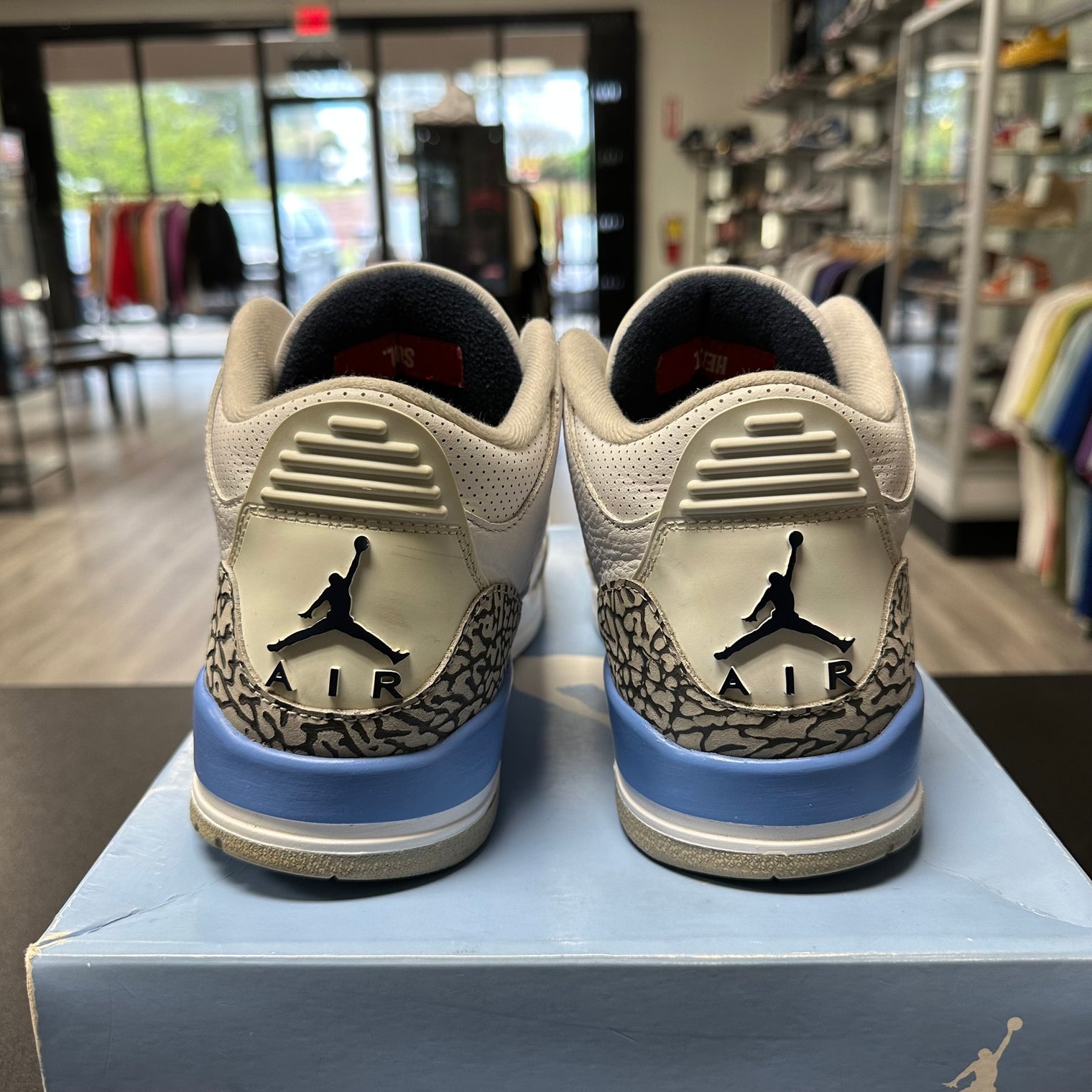 Jordan 3 Retro UNC (USED)