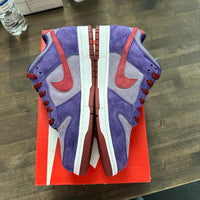 Plum Nike Dunk Low (USED)