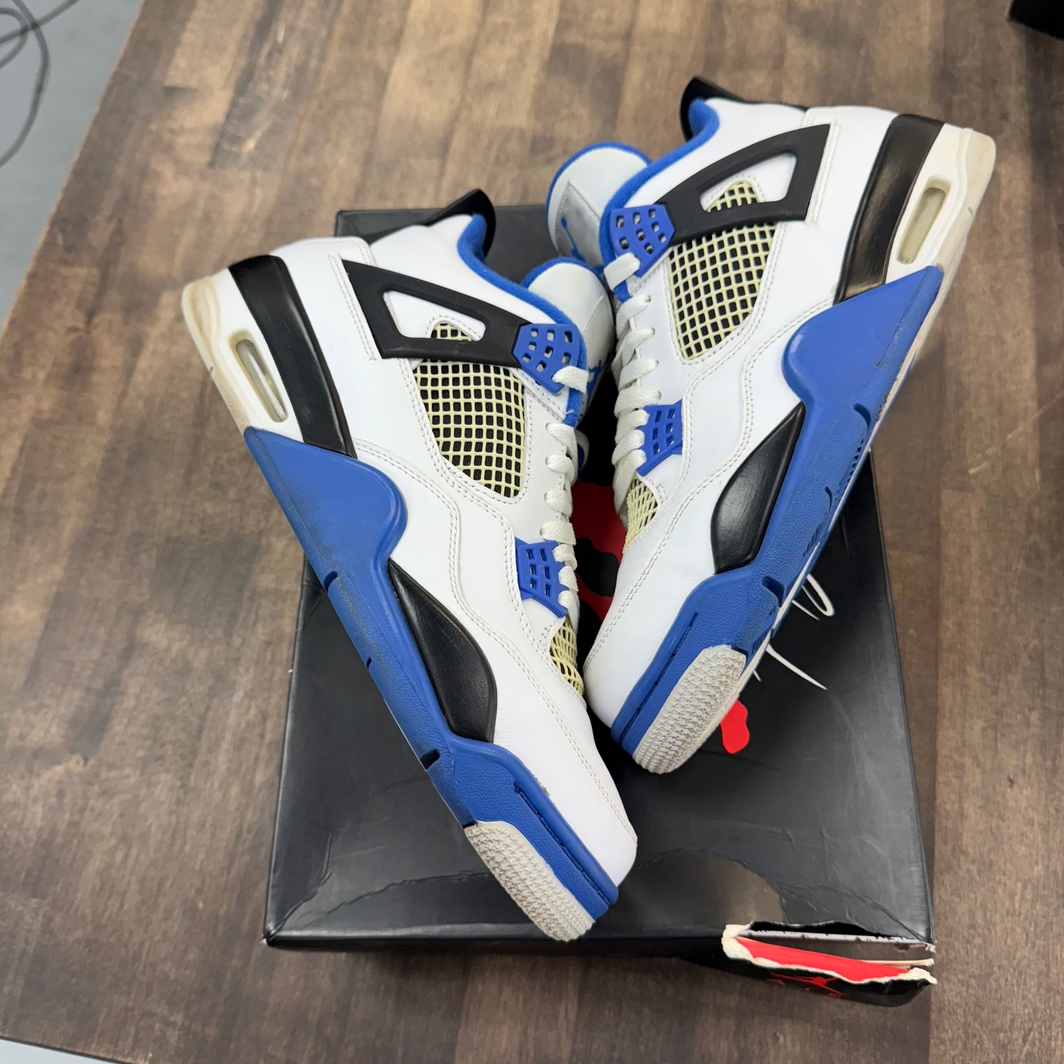Motorsports Jordan 4 Retro (USED)