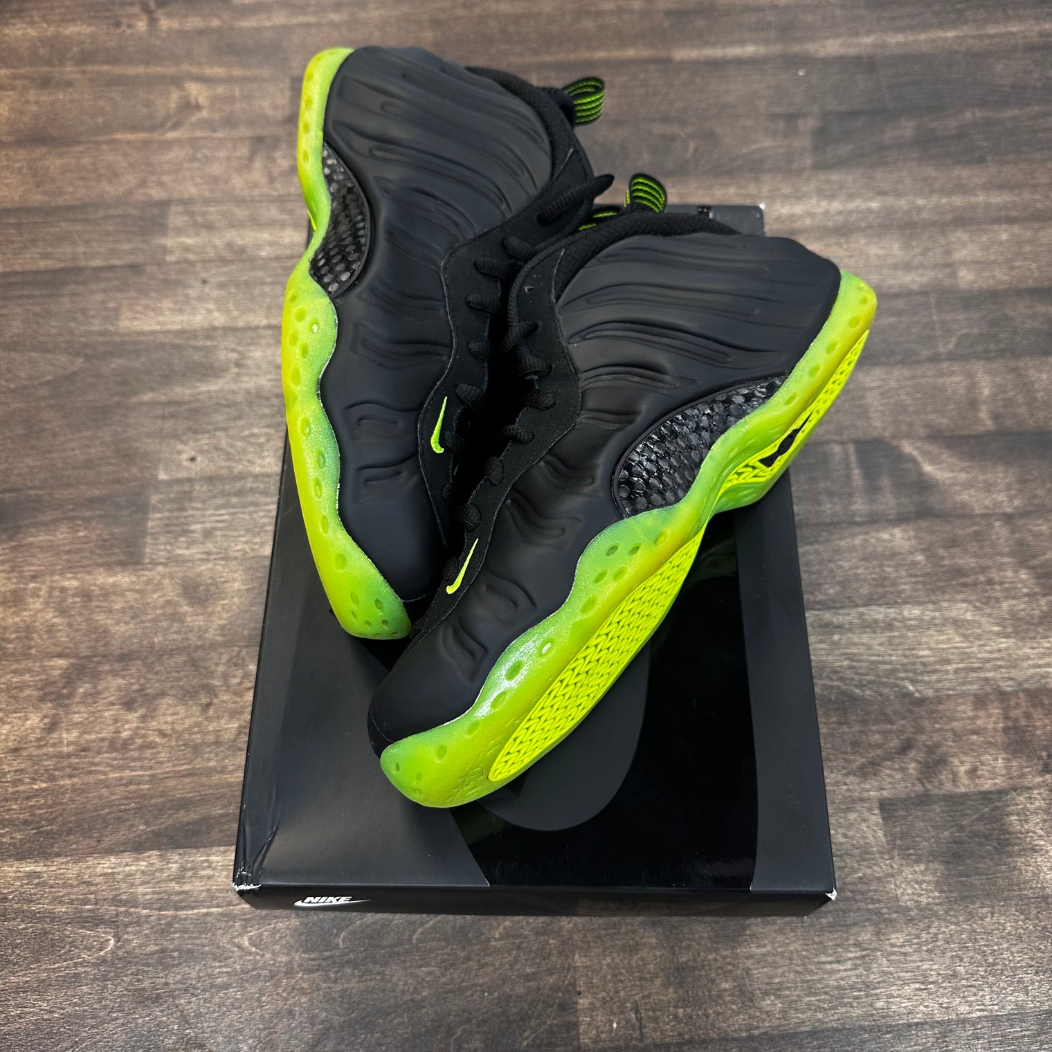 Black Volt Foamposite One (USED)
