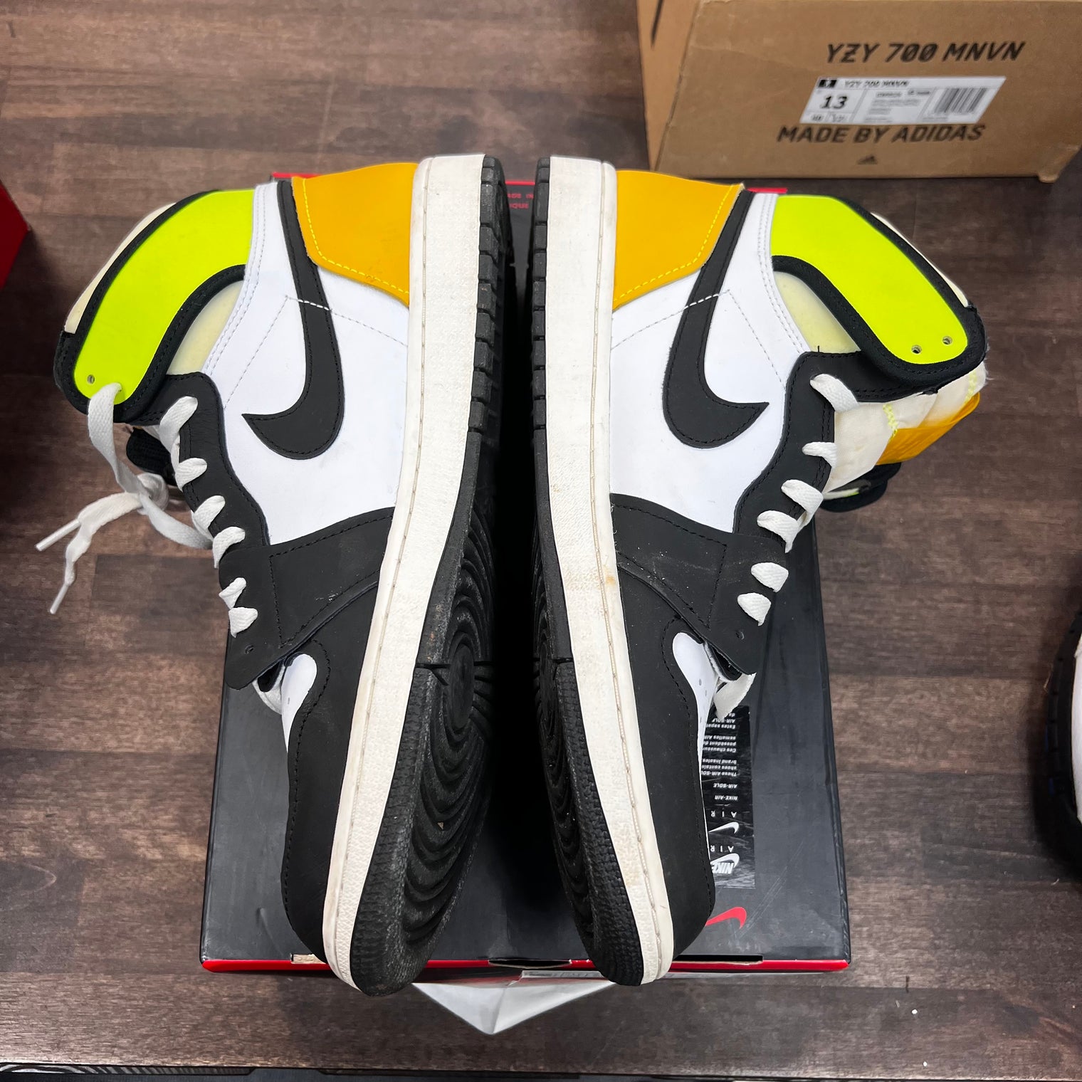 Volt Jordan 1 High (USED, No Box Lid)