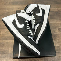 Black White Jordan 1 High (Lightly Worn)